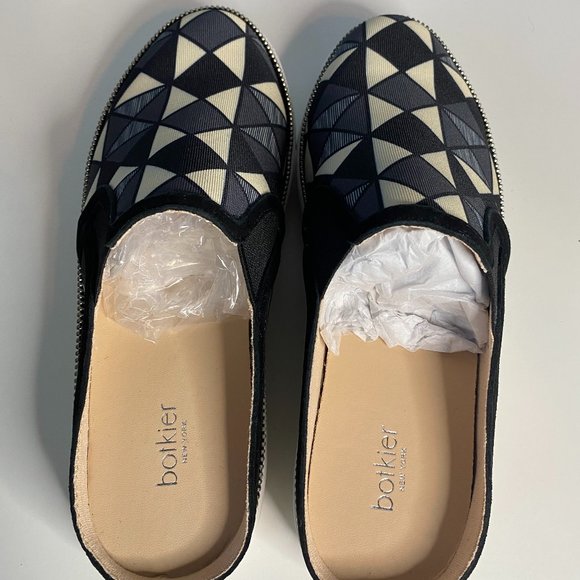 HAYDEN OPEN BACK SNEAKER BLACK/WHITE GEO - Picture 5 of 7